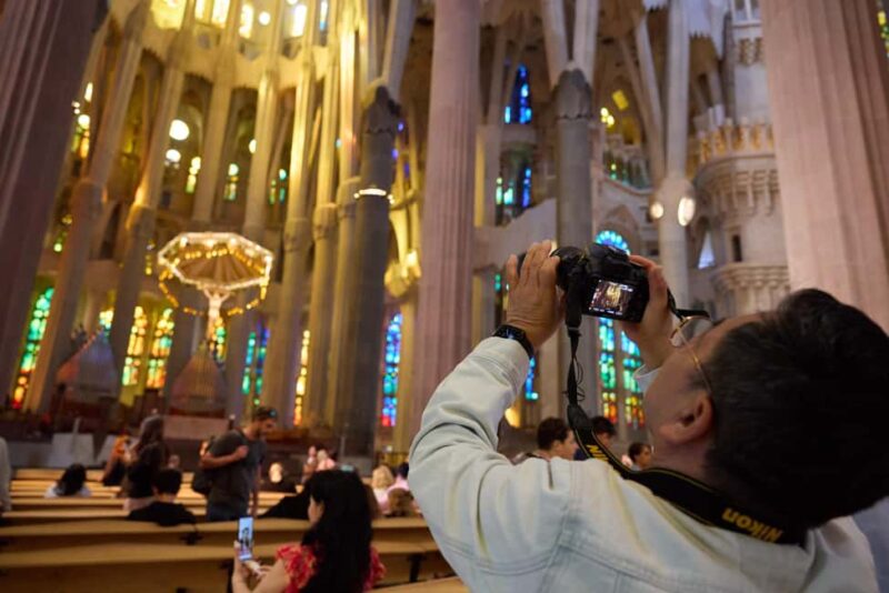 Barcelona: Sagrada Familia Skip-the-Line Guided Tour - Visiting the Gaudí Museum and Workshop Area
