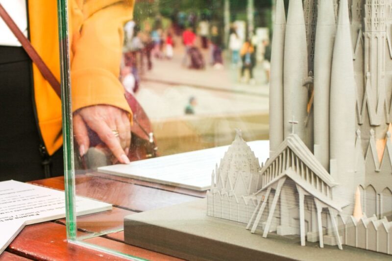 Barcelona: Sagrada Familia Skip-the-line Guided Tour - Why This Tour Offers Excellent Value