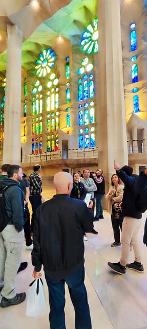 Barcelona: Sagrada Familia skip the line Guided Tour - The Experience of an Accredited Official Guide