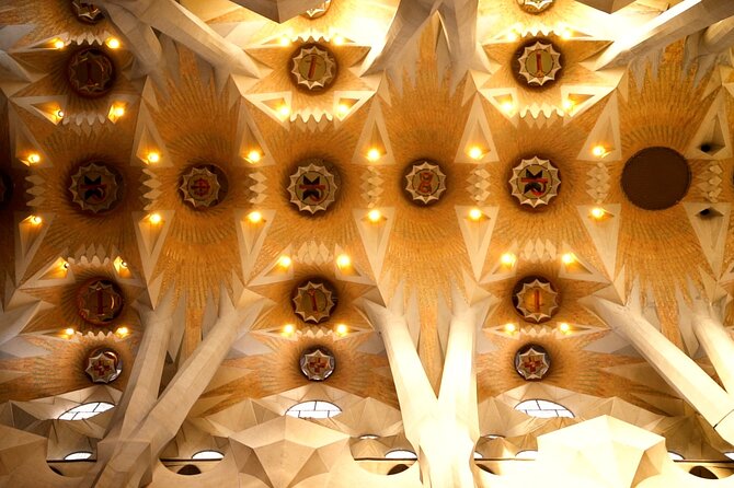 Barcelona: Sagrada Familia Skip-the-Line Guided Tour & Tickets - Comparing This Tour to Other Barcelona Experiences
