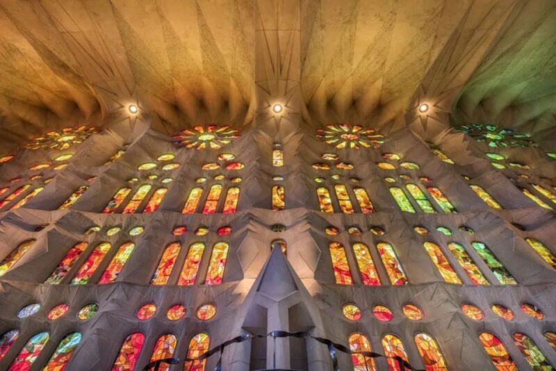 Barcelona: Sagrada Familia Skip The Line Insider Guided Tour - Pros and Cons Based on Real Feedback