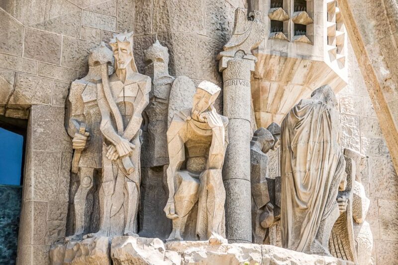Barcelona: Sagrada Família Skip the Line Tour & Entry Ticket - Additional Opportunities at the Sagrada Familia