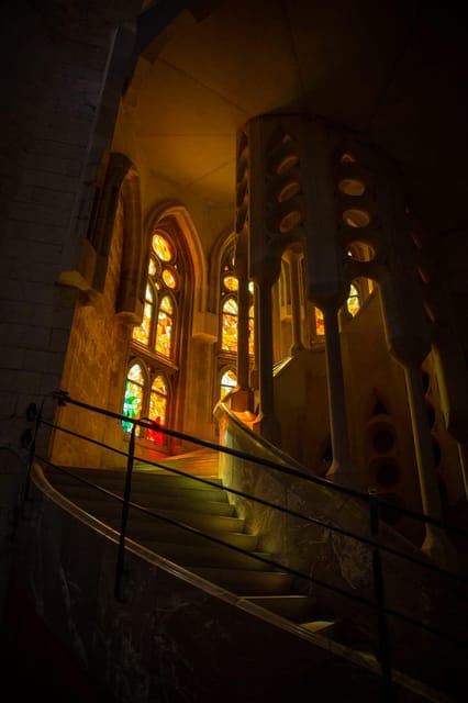 Barcelona: Sagrada Familia Tour Priority Access & Add-ons - Sailing Trip Along Barcelona’s Coast