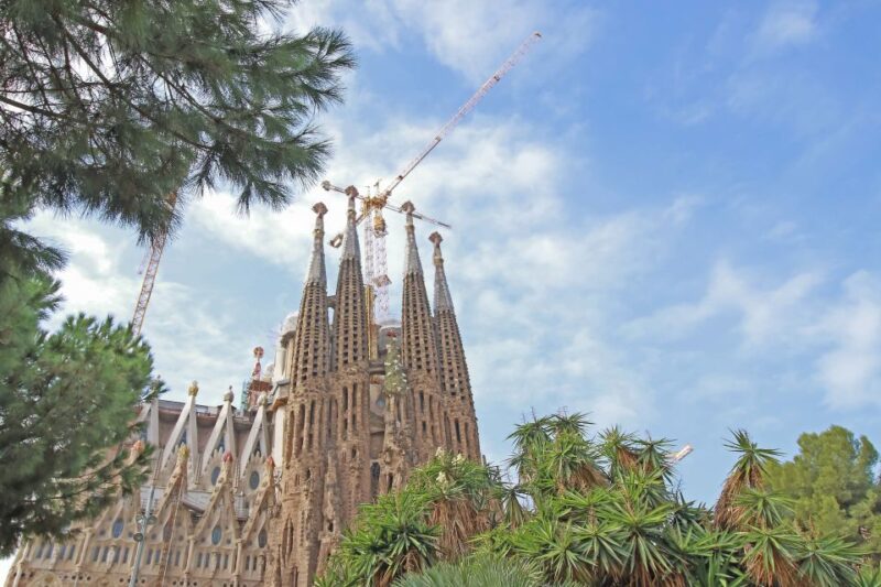 Barcelona: Sagrada Familia Tour with Optional Tower Access - The Importance of Weather and Safety Considerations