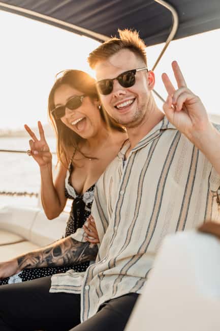 Barcelona Sailing Experience with Tapas & Cava - Key Points