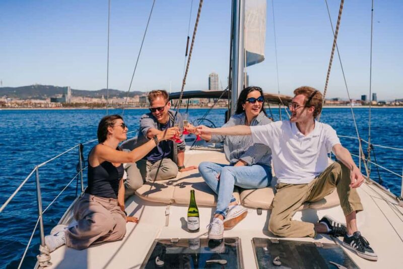 Barcelona: Sailing tour with open bar and aperitive - Experience the Luxury of a Sailing Tour in Barcelona with an Open Bar and Aperitive