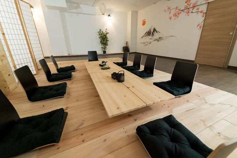 Barcelona: Samurai Experience, a unique experience in the world - Learning to Handle a Bokken and Cutting Skills