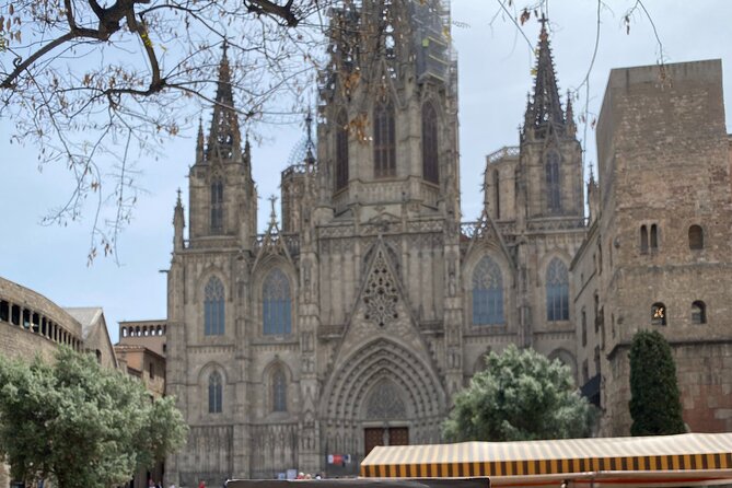 Barcelona Self-Guided Murder Mystery Tour by the Cathedral of Barcelona - Frequently Asked Questions