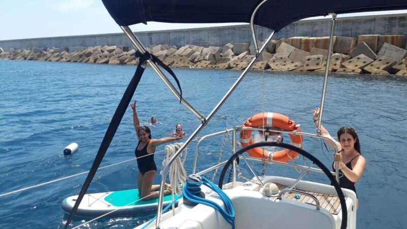 Barcelona: Shared cruise on a catamaran Drink+Local Tapa - Who Should Consider This Catamaran Tour?