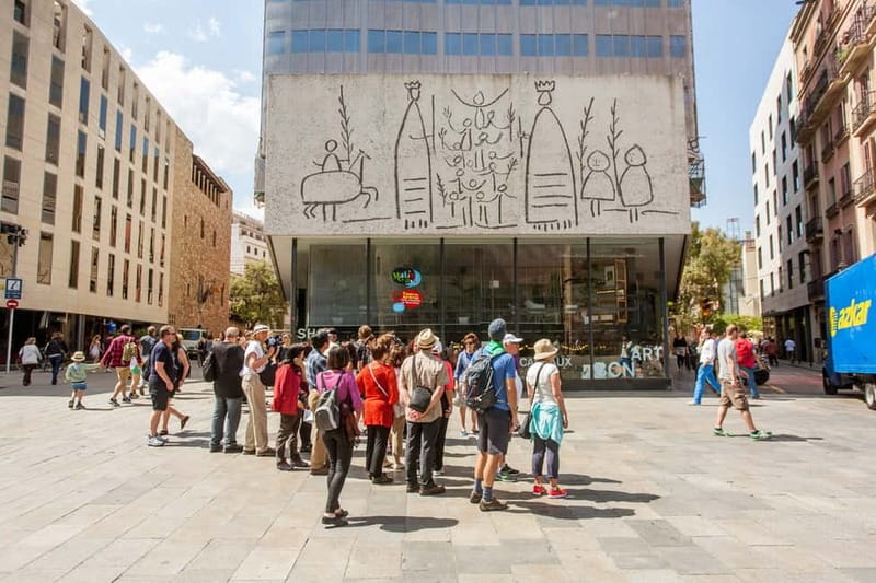 Barcelona: Small Group Picasso Tour with Picasso Museum - The Tour Starts at Plaça de Catalunya, the Heart of Barcelona