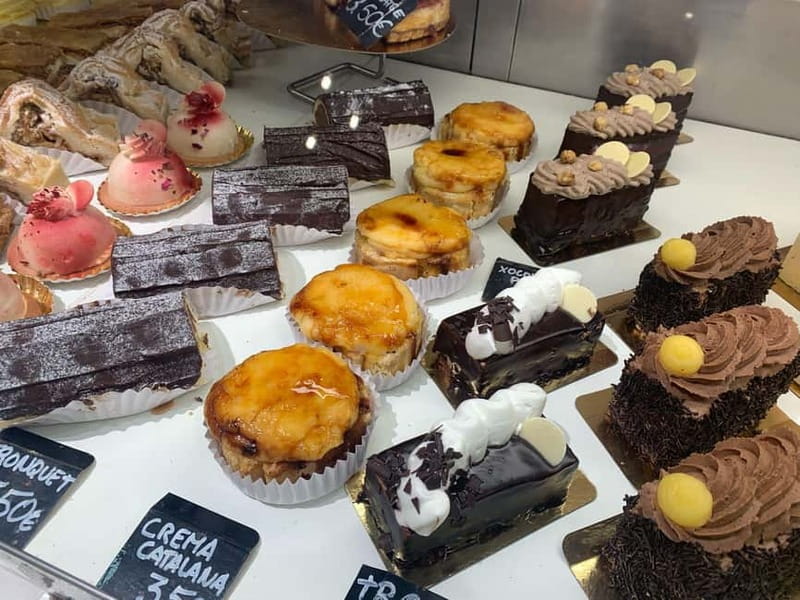 Barcelona Street Food Tour: Boqueria Market & Barrio Gotico - Exploring the Historic Streets and Neighborhoods