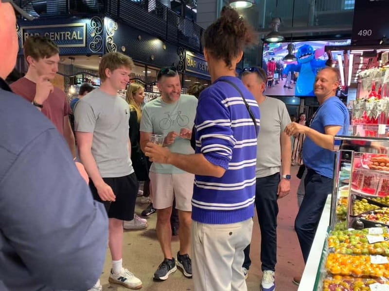 Barcelona Street Food Tour: Boqueria Market & Barrio Gotico - The End in Gothic Quarter: Farewell and Last Flavors