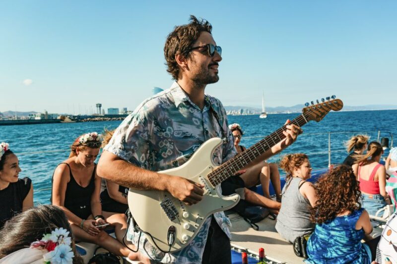 Barcelona: Sunset Catamaran Cruise with Live Music - The Comfort of the Nets for Relaxing and Photos