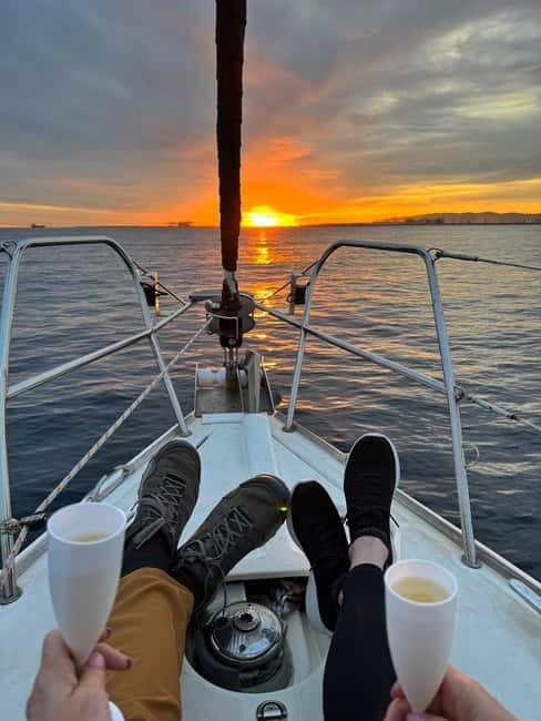 Barcelona: Sunset Sailboat Cruise with Open Bar and Snacks - A Sunset Sailing Experience with Open Bar in Barcelona’s Port