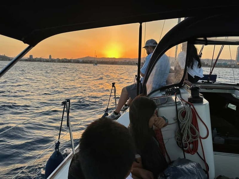 Barcelona: Sunset Sailboat Cruise with Open Bar and Snacks - The Experience: A Relaxing Celebration on the Water