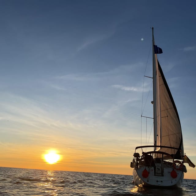 Barcelona Sunset Sailing with Yacht Sashi - Timing, Pacing, and Flexibility