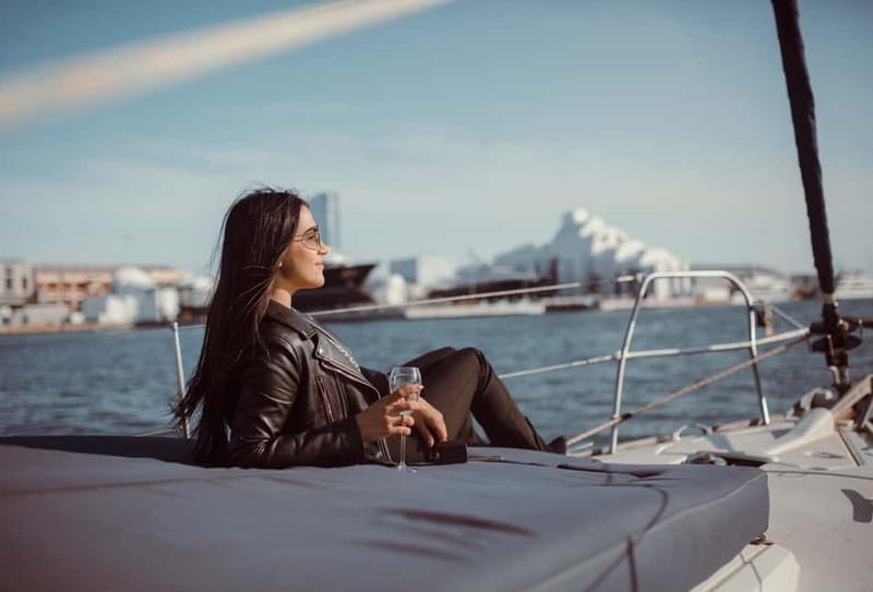 Barcelona: Sunset Skyline Cruise with Cava and Snacks - Practical Tips and Considerations