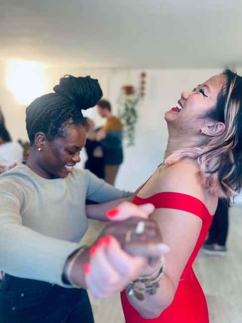 Barcelona Tango Lesson: Where Passion Meets Fun - What Makes the 75-Minute Tango Class Special?