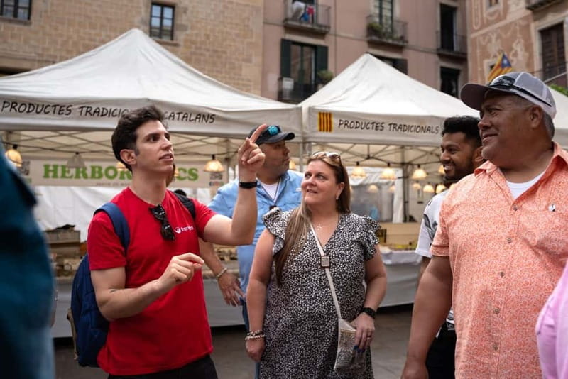 Barcelona: Tapas and Drinks Tour of Old Town - Passing by Barcelona Cathedral and Its Surroundings