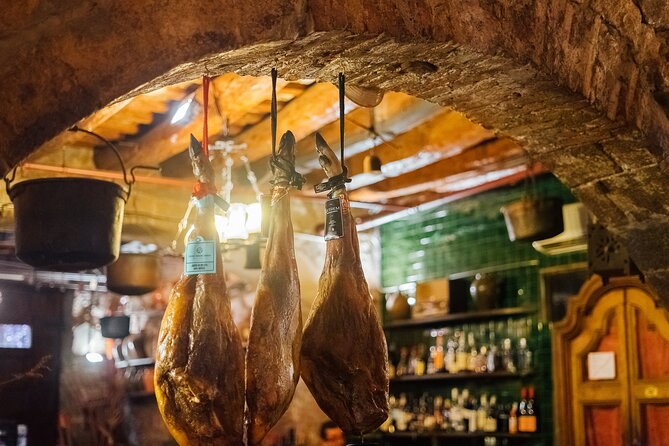 Barcelona Tapas and Wine Private Walking Tour - Discovering the Gothic Quarter’s Historic Tapas Bars