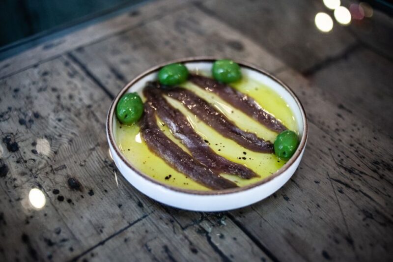 Barcelona: Tapas Food and Wine Tour in La Barceloneta - Frequently Asked Questions