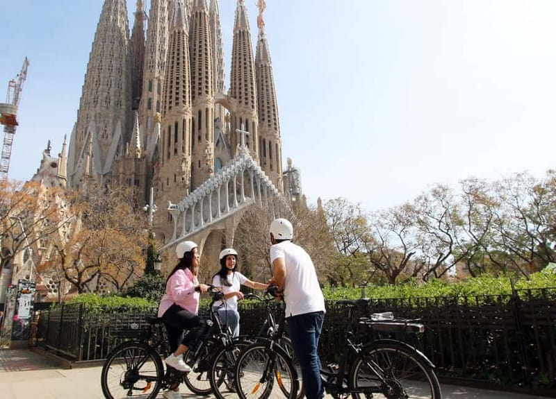 Barcelona: Tapas Tasting Tour by Regular Bike or E-Bike - Highlights of the Barcelona Tapas and E-Bike Tour