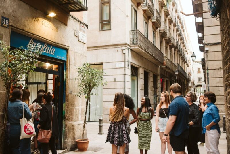 Barcelona: Tapas, Wine & History Tour of the Old Town - Logistics and Group Size: Small Groups and Flexibility