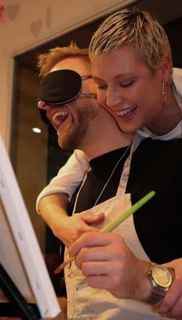 Barcelona: Tarot Reading, Paint &Wine! - The Nightlife Vibe: Music, Entertainment, and Socializing