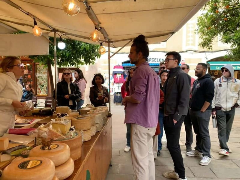 Barcelona: Tasty Street Food and Sightseeing Guided Tour - Key Points