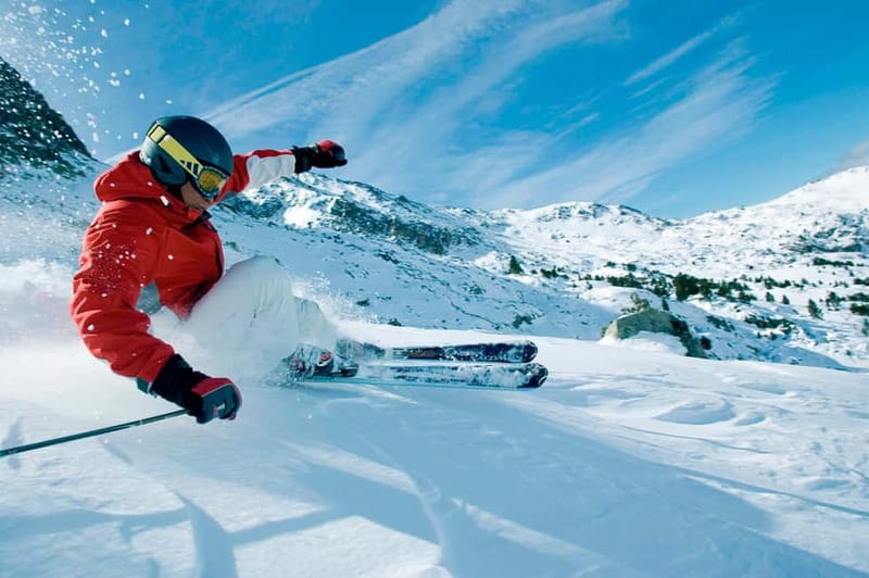 Barcelona: The GRAND Andorra après Ski Weekender - Meeting Point and Guest Experience
