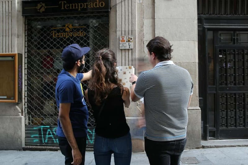 Barcelona: The Search for the Snake Stone City Treasure Hunt - Key Points