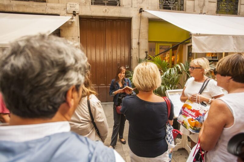 Barcelona: The Shadow of the Wind Literary Walking Tour - Discovering the Sempere & Sons Bookshop and the Forgotten Books Cemetery
