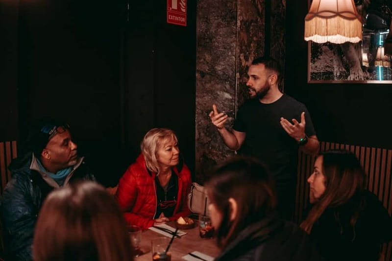 Barcelona: Tipsy Tapas & History Tour in the Gothic Quarter - Why This Tour Excels