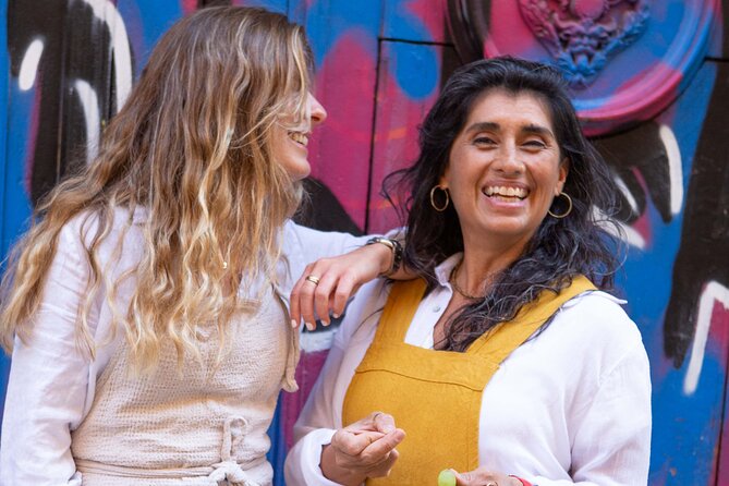 Barcelona Tour And Photoshoot in Gothic Quarter - Discover Barcelona’s Gothic Quarter with a Professional Photoshoot and Guided Tour