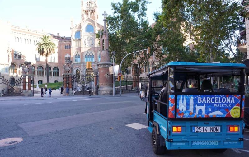 Barcelona: Tour by electric tuk tuk - Explore Barcelona by Electric Tuk Tuk for an Eco-Friendly City Tour