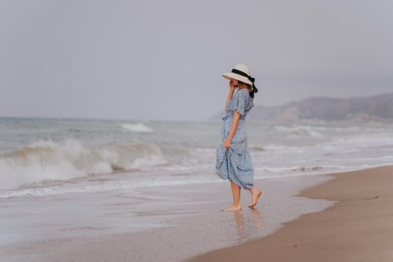 Barcelona Tourist Photographer - Exclusive Photoshoots - The Experience of Oxana Diafoto as a Guide