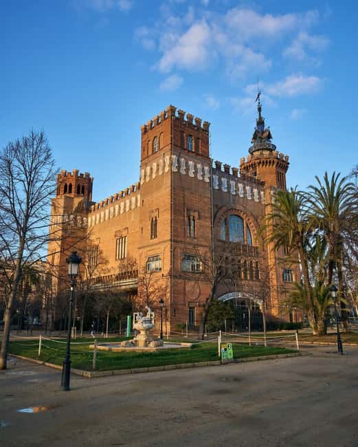Barcelona Tours Co - Gaudi Bike Tour - Why This Bike Tour Stands Out in Barcelona