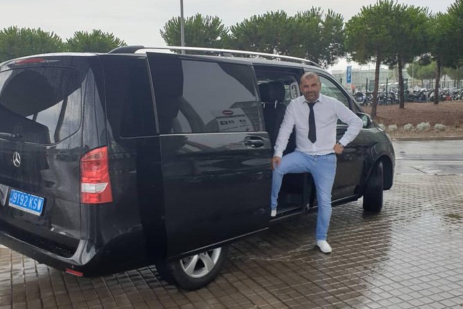 Barcelona VIP Private & Secure Airport Transfer - Easy and Stylish Airport Arrival with Barcelona VIP Private Transfer