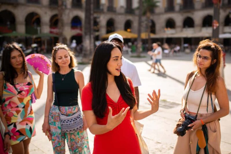 Barcelona Walk Like a Local: El Born & Gothic 15+ Sights - Exploring Barcelona’s Historic Neighborhoods and Landmarks