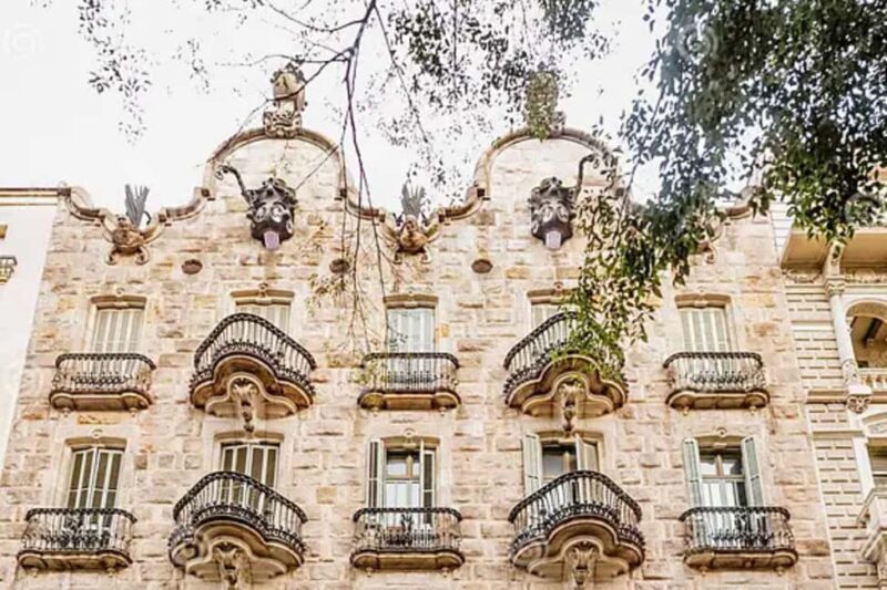 Barcelona Walking Tour: Modernisme & Iconic Architecture - Why This Tour Offers Good Value for Architecture Enthusiasts