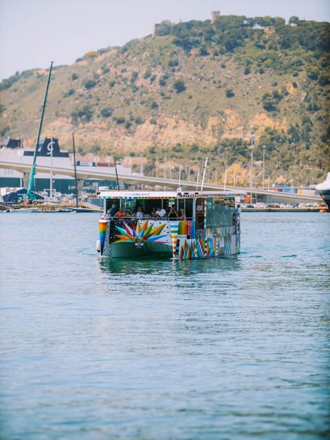 Barcelona: walking tour of the Gothic Quarter and boat ride - Practical Details and Logistics