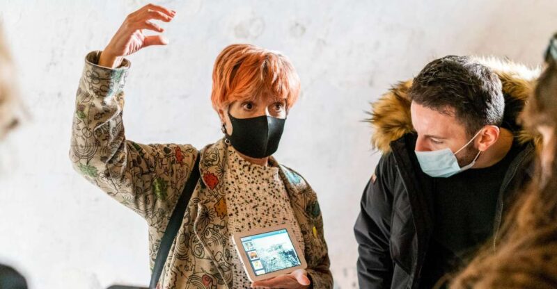 Barcelona: Walking tour with Montjuic Castle & Cable Car - Explore Barcelona’s Highlights in a 3.5-Hour Small Group Tour