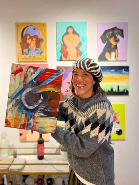 Barcelona: Wine and Art! Unlimited Wine and Local Artists - Unlocking the Creative Spirit with Unlimited Wine in Barcelona