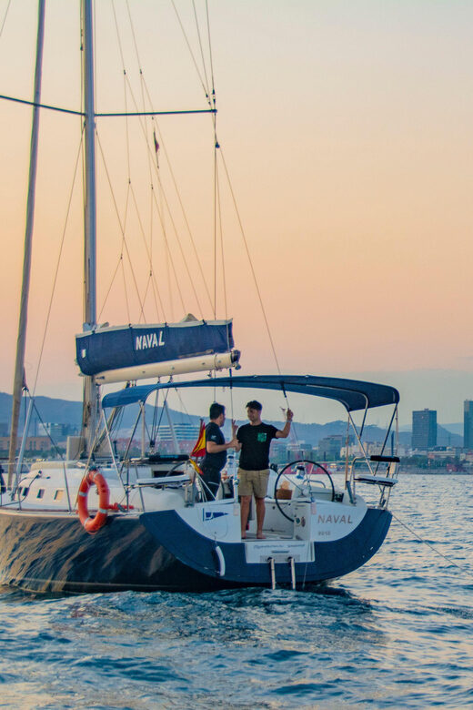 Barcelona:Private Sailing excursion along the coast + brunch - How to Prepare for Your Sailing Adventure