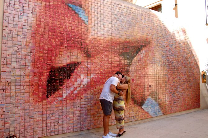 Barcelona's El Raval and the Gothic Quarter: A Self-Guided Audio Tour - Flexibility and Learning with the VoiceMap App