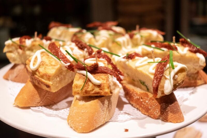 Barcelona's Old Quarter Hidden Corners with Food & Wine - Exploring Barcelonas Narrow Streets and Hidden Corners