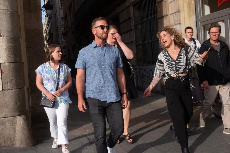 Barcelona's Old Quarter Hidden Corners with Food & Wine - Tasting Local Food & Wine at an Authentic Venue