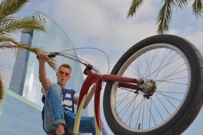 Barcelona's Original Bike Tour in English - Key Points