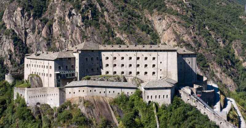 Bard: Fort Exhibitions and Museums Entry Ticket with Lunch - The Panoramic Lifts and Valley Views