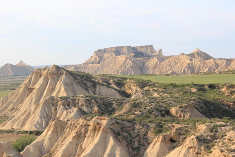Bardenas Reales: Guided tour in 4x4 private vehicle - The Experience of Visiting Famous Natural Monuments